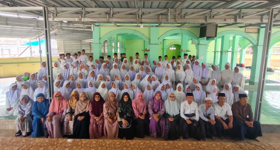 Tentang SMPN 1 PRAYA TENGAH