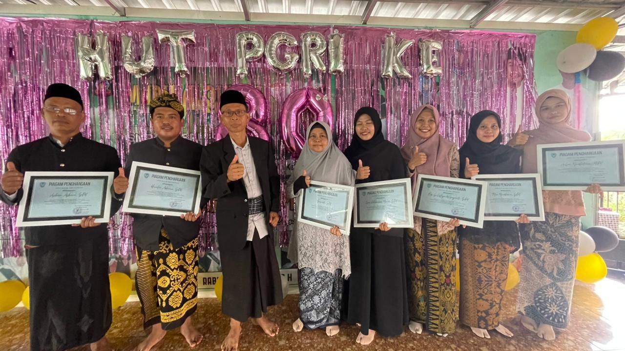 Judul Tenaga Pendidik